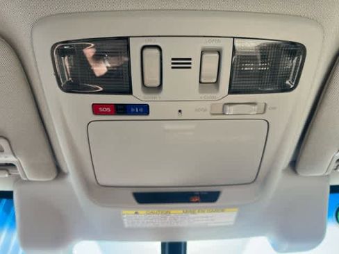 Used 2019 Subaru Outback 2.5i Premium w/ Popular Package #2 AWD/4WD image 32