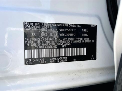 Certified 2025 Toyota RAV4 XLE FWD image 36