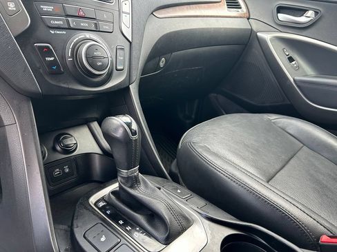 Used 2018 Hyundai Santa Fe Sport 2.0T AWD/4WD image 23