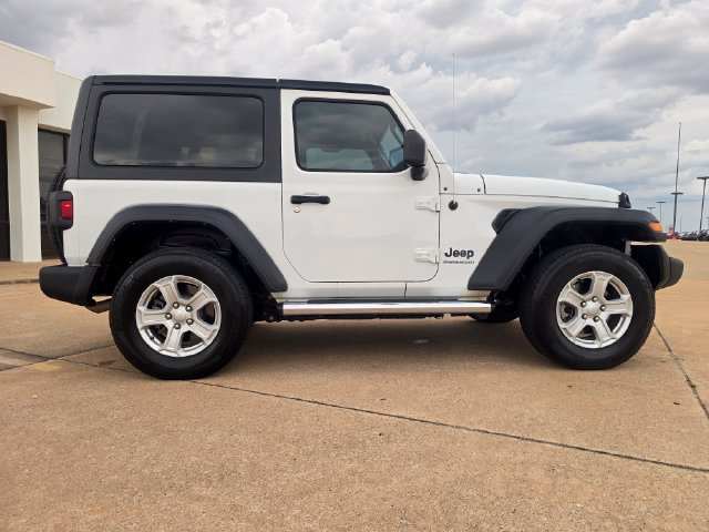 Used 2023 Jeep Wrangler Sport AWD/4WD image 13