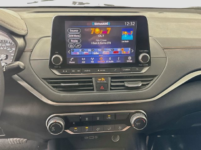 Used 2021 Nissan Altima 2.5 SR FWD image 17