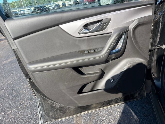 Used 2024 Chevrolet Blazer LT w/ LPO, Floor Liner Package AWD/4WD image 16
