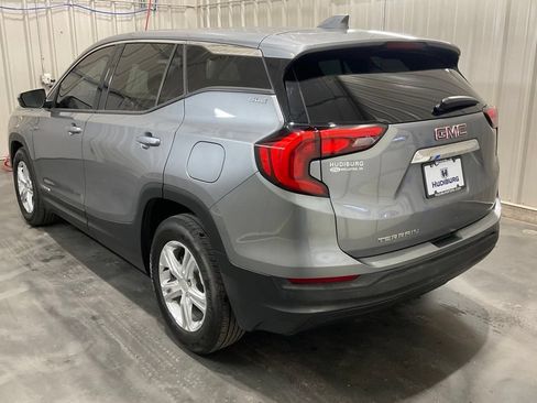 Used 2020 GMC Terrain SLE FWD image 21