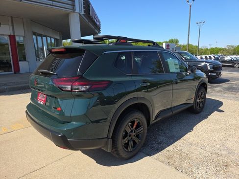 New 2026 Nissan Rogue SV AWD/4WD image 3