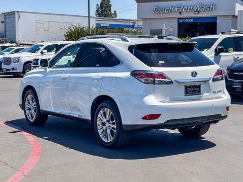 Used 2013 Lexus RX 450h AWD w/ Navigation Pkg image 2