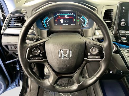 Used 2022 Honda Odyssey Elite image 11