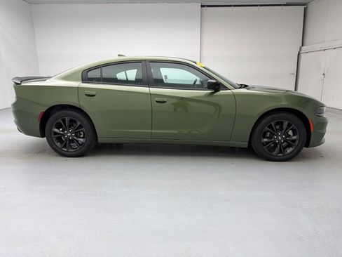 Used 2023 Dodge Charger SXT w/ Blacktop Package image 13