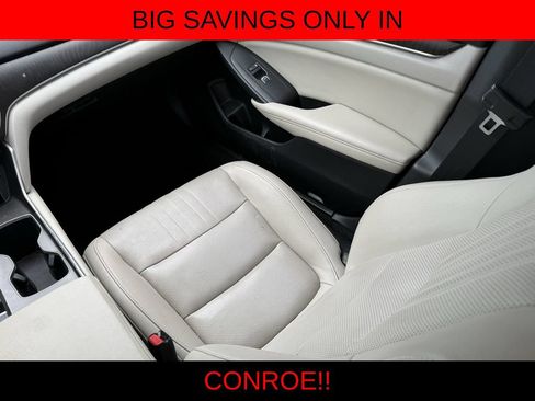 Used 2019 Honda Accord Touring image 27