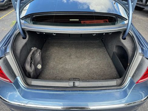 Used 2016 Volkswagen CC R-Line image 18