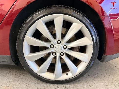 Used 2012 Tesla Model S Signature Performance RWD image 32