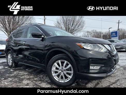 Used 2017 Nissan Rogue SV w/ Sun & Sound Touring Package image 1