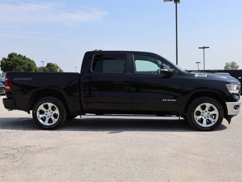 Used 2022 RAM 1500 Big Horn AWD/4WD image 7