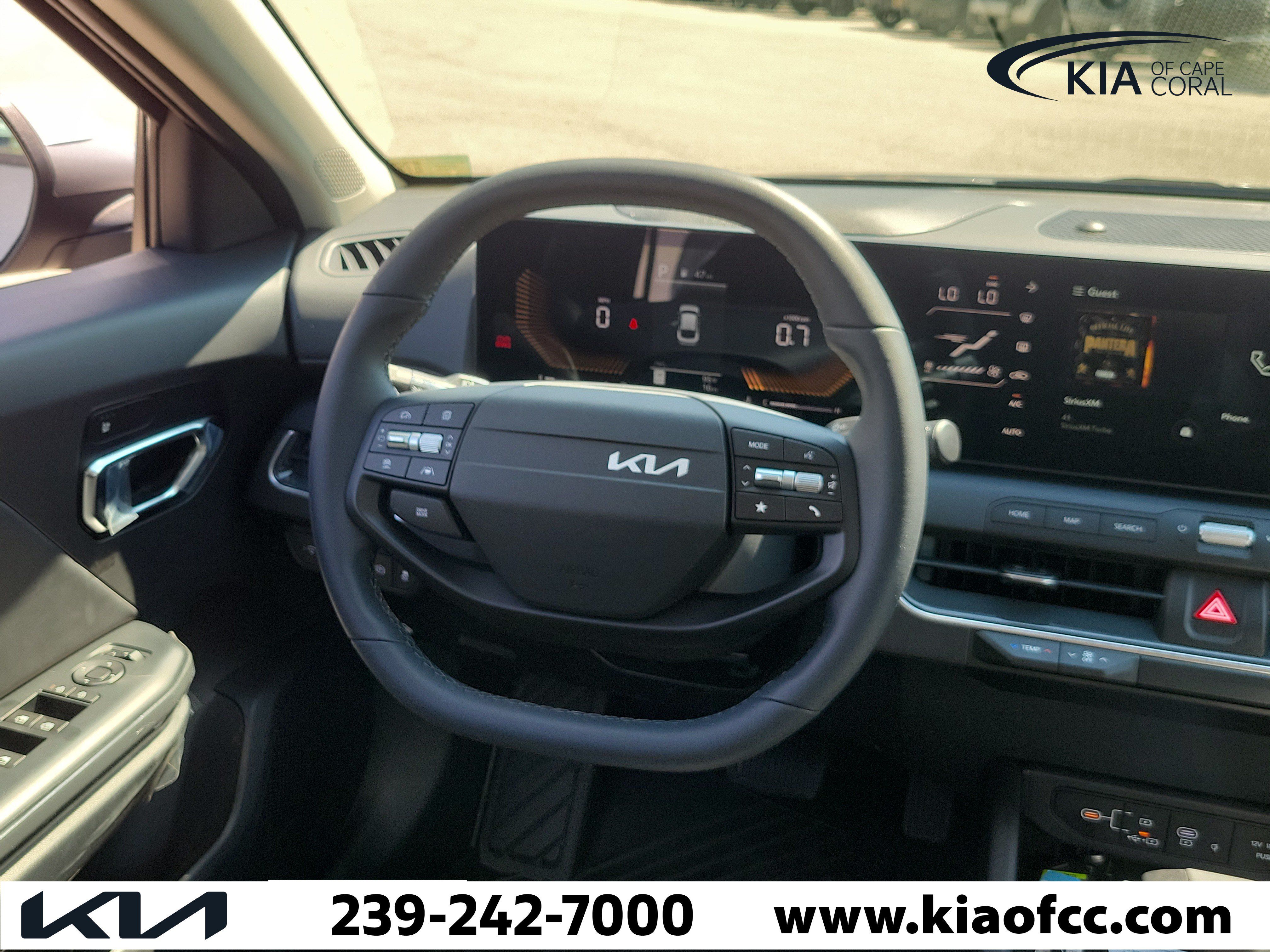 New 2026 Kia K4 EX FWD image 17