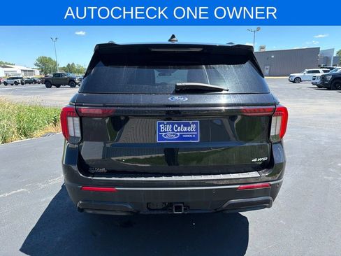 Used 2025 Ford Explorer ST-Line AWD/4WD image 5