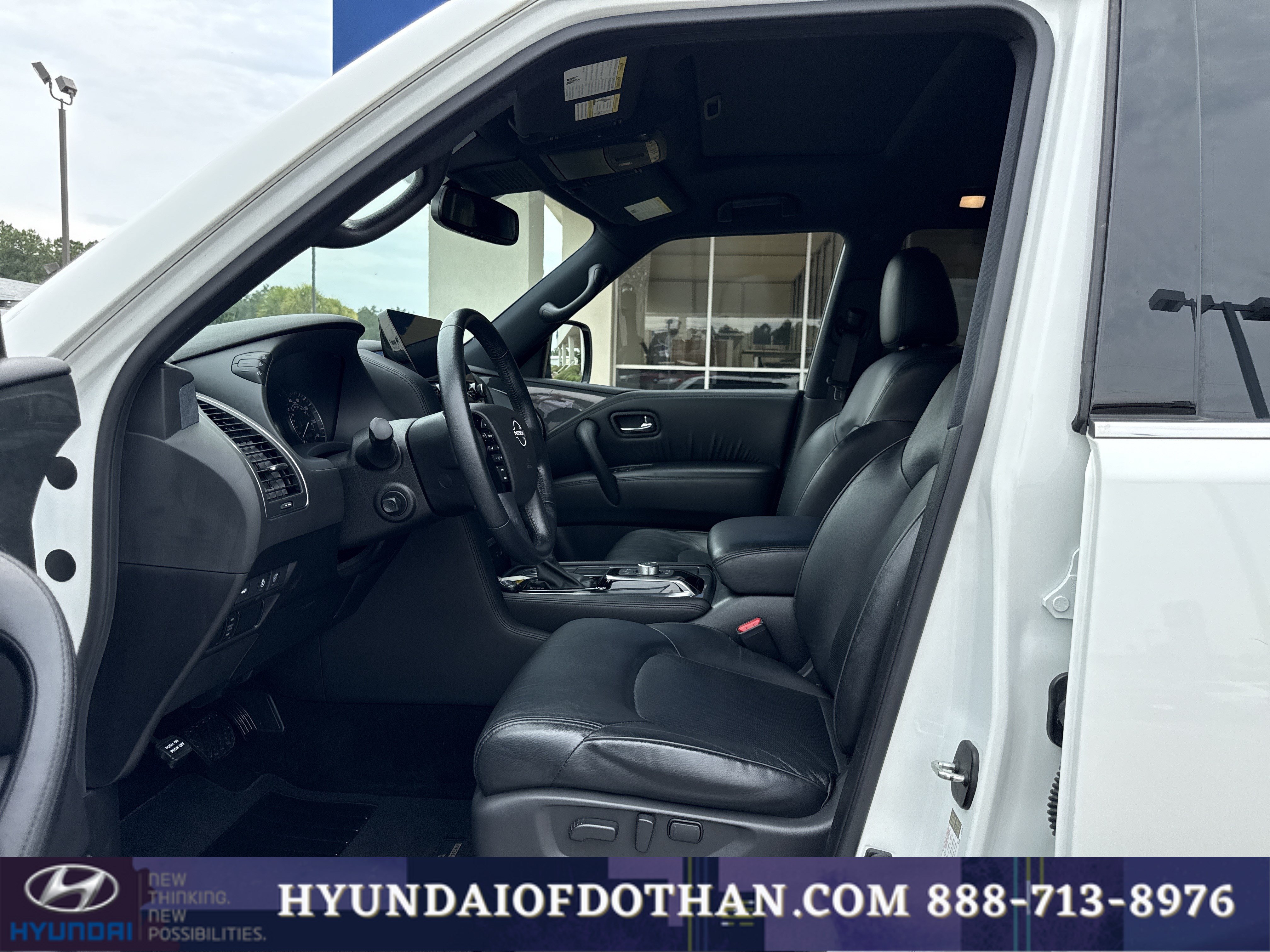 Used 2023 Nissan Armada SL w/ Midnight Edition Package RWD image 7