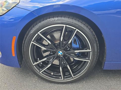 Used 2025 BMW M240i Coupe RWD image 7