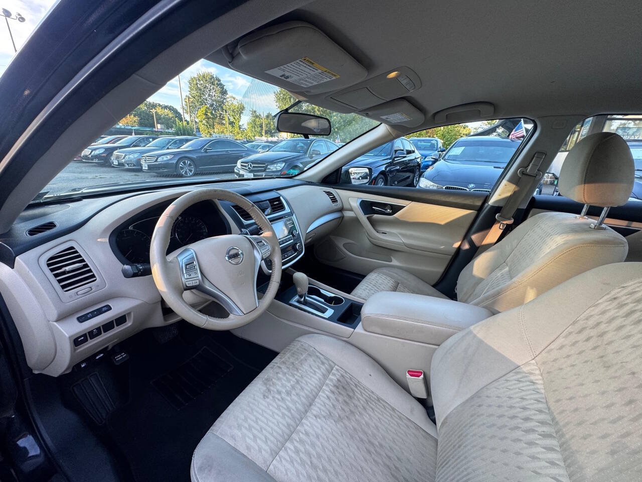 Used 2017 Nissan Altima 2.5 SV FWD image 7