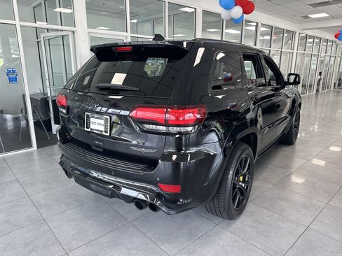 Used 2020 Jeep Grand Cherokee Trackhawk AWD/4WD image 9