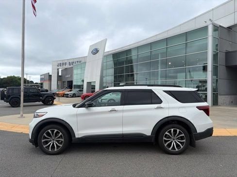 Used 2020 Ford Explorer ST AWD/4WD image 2
