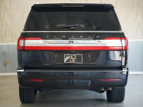 Used 2020 Lincoln Navigator Reserve w/ Luxury Package AWD/4WD image 8