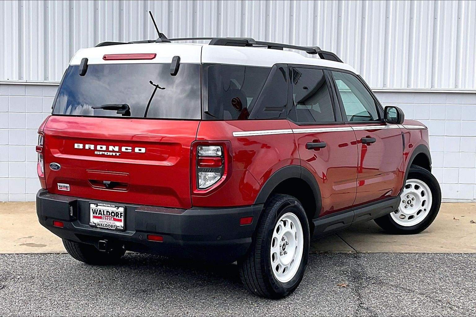 Used 2023 Ford Bronco Sport Heritage w/ Heritage Convenience Package AWD/4WD image 15