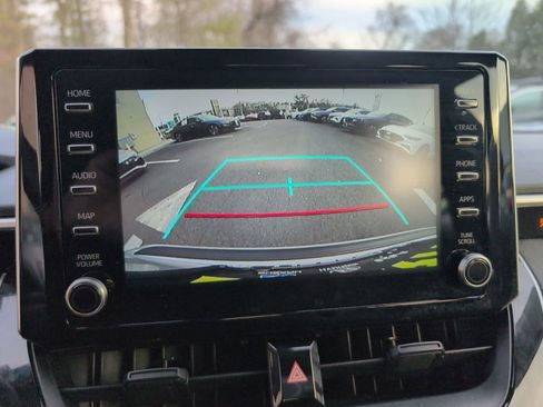 Used 2020 Toyota Corolla LE image 21