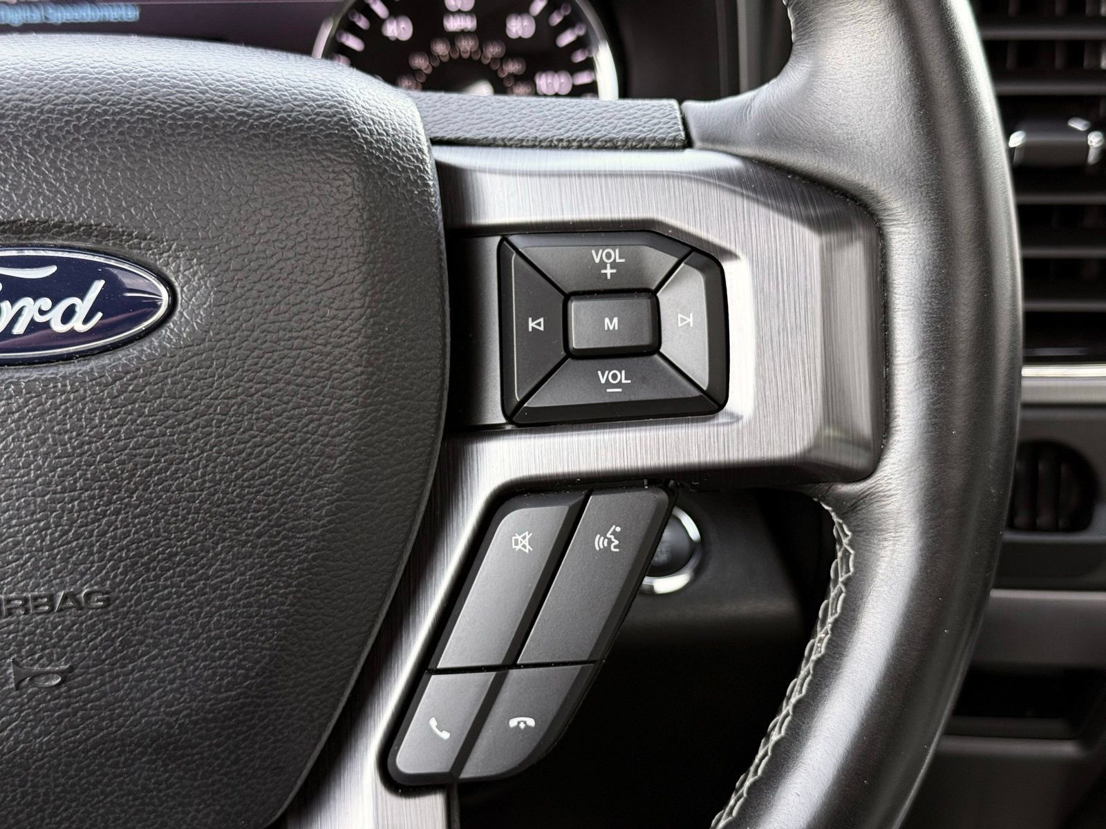 Used 2020 Ford Expedition Platinum RWD image 34
