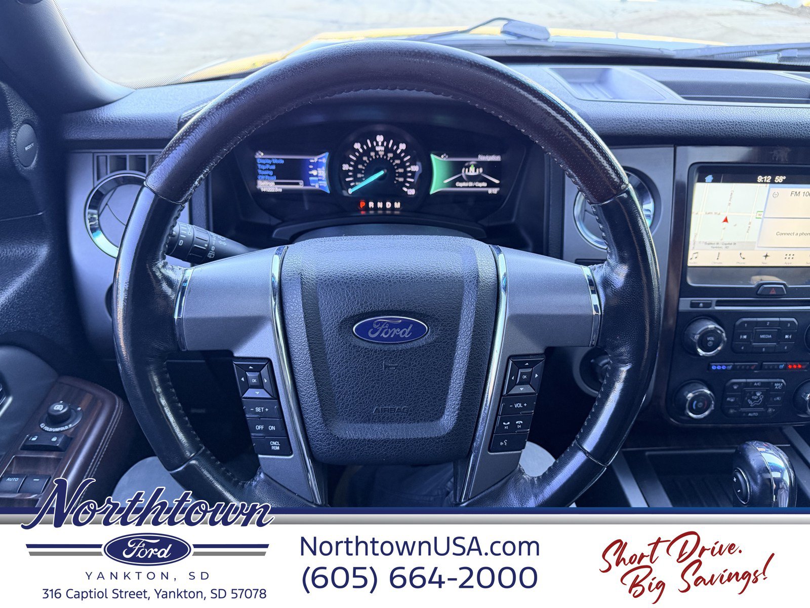 Used 2016 Ford Expedition Platinum AWD/4WD image 25