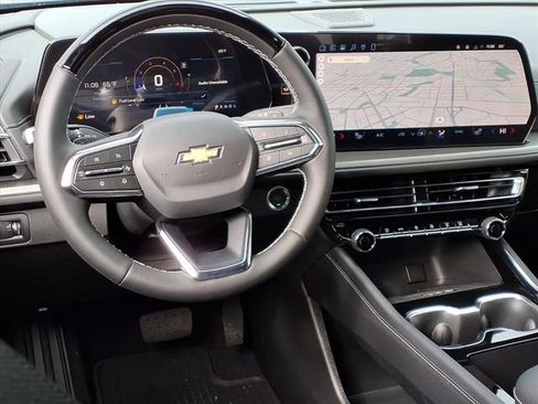 New 2026 Chevrolet Traverse LT w/ Enhanced Driving Package image 5