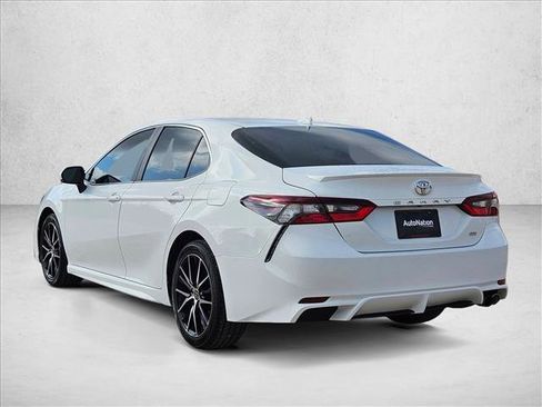 Used 2023 Toyota Camry SE FWD image 8