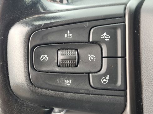 Used 2022 GMC Sierra 1500 AT4X image 28