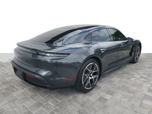 Used 2025 Porsche Taycan image 6