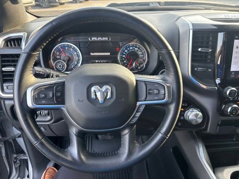 Used 2022 RAM 1500 Laramie AWD/4WD image 18