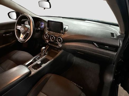 Used 2021 Nissan Sentra SV w/ Trunk Package image 27