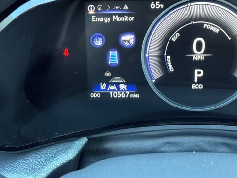 Used 2025 Lexus NX 350h AWD w/ Premium Package image 22