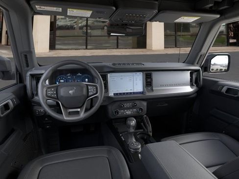 New 2026 Ford Bronco Badlands AWD/4WD image 9