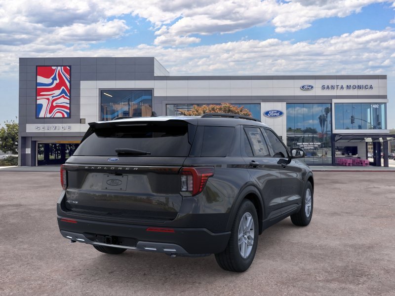 New 2026 Ford Explorer Active w/ Active Comfort Package RWD image 8