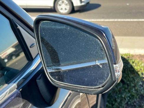 Certified 2022 Toyota Highlander XLE image 13