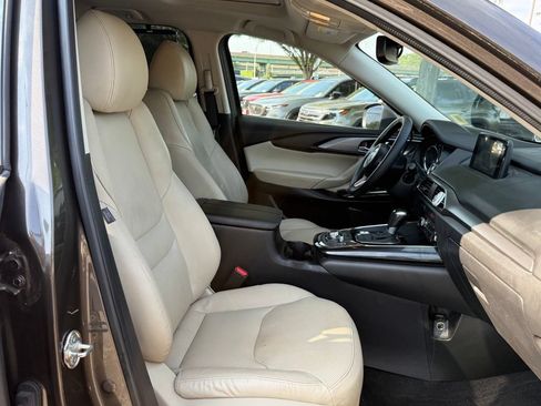 Used 2018 MAZDA CX-9 Touring w/ Touring Premium Package AWD/4WD image 29