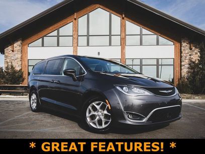Used 2019 Chrysler Pacifica Touring Plus w/ Advanced Safetytec Group