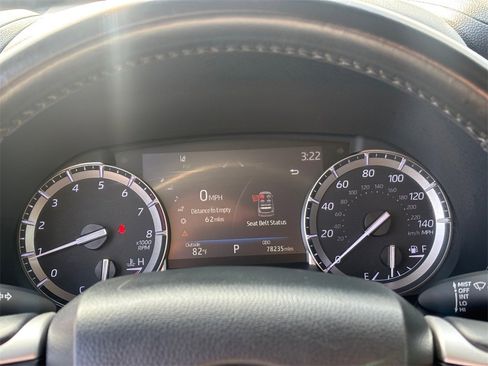 Used 2022 Toyota Highlander XLE image 19