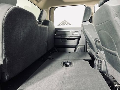 Used 2020 RAM 3500 Big Horn w/ Towing Technology Group image 14