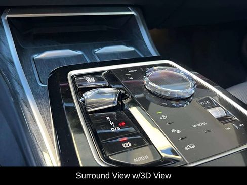 Used 2023 BMW 760i xDrive w/ Parking Assistance Package image 14