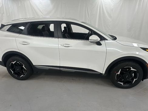 New 2026 Kia Sportage EX AWD/4WD image 2