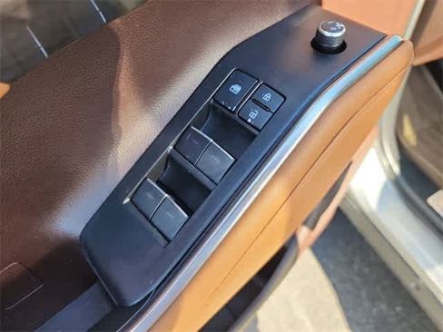 Used 2021 Toyota Highlander Platinum image 14