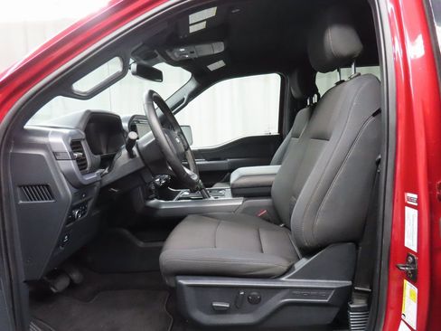 Used 2025 Ford F150 XLT w/ Equipment Group 302A MID image 9