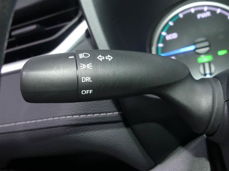 Used 2021 Toyota RAV4 LE AWD/4WD image 34