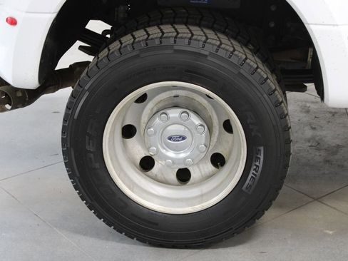 Used 2020 Ford F350 XL w/ STX Appearance Package AWD/4WD image 16