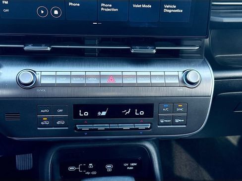 Used 2024 Hyundai Kona SEL FWD image 15
