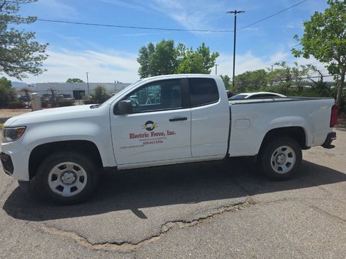 Used 2021 Chevrolet Colorado W/T w/ WT Convenience Package RWD image 3